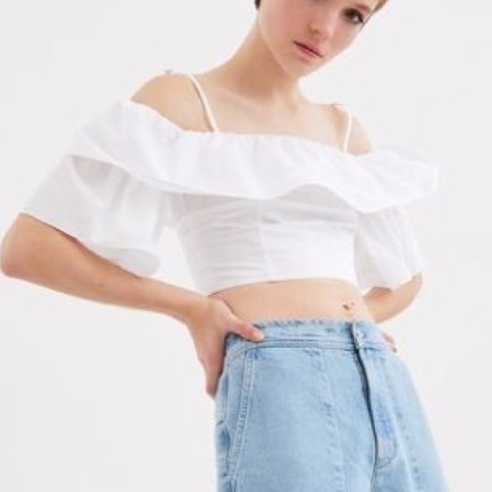 Zara White Ruffle Crop Top - Picture 1 of 3